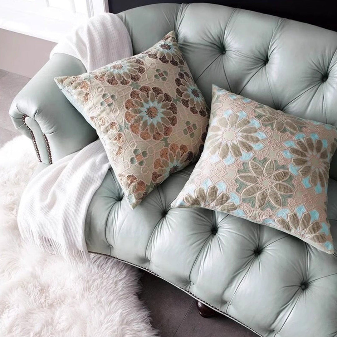 MAS-2161 Masdio Victorian Tufted Sofa Masdio