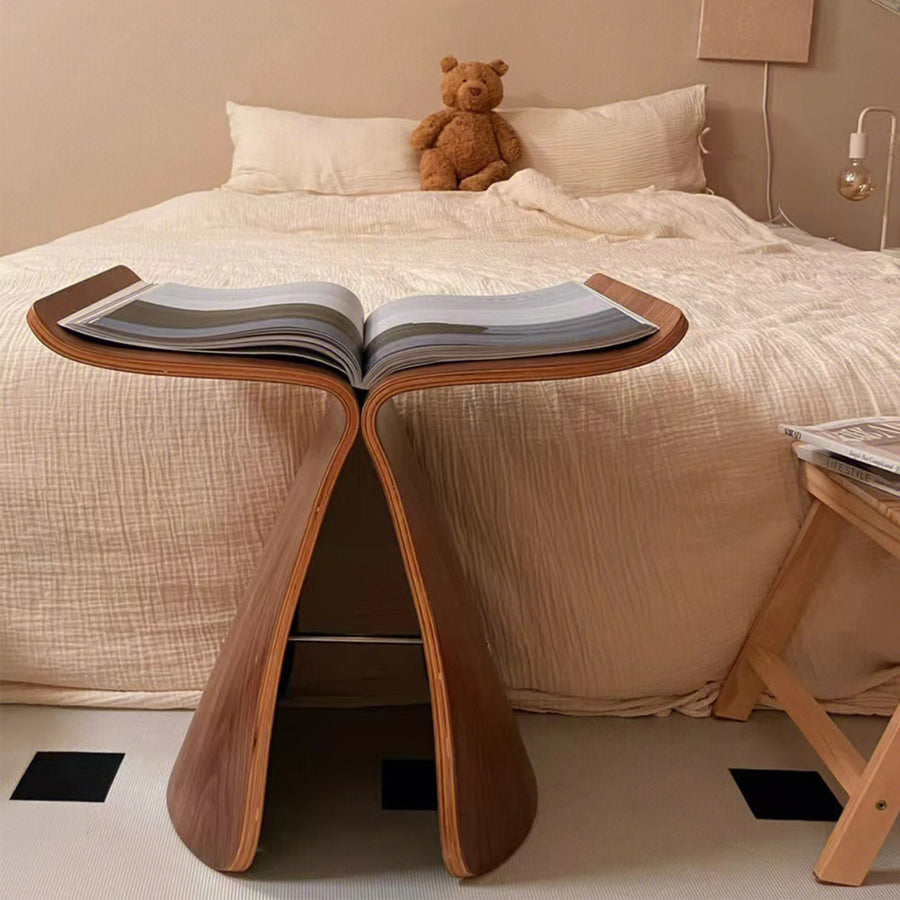 MAS-1273 Masdio Butterfly-Inspired Ascent Stool Present Them