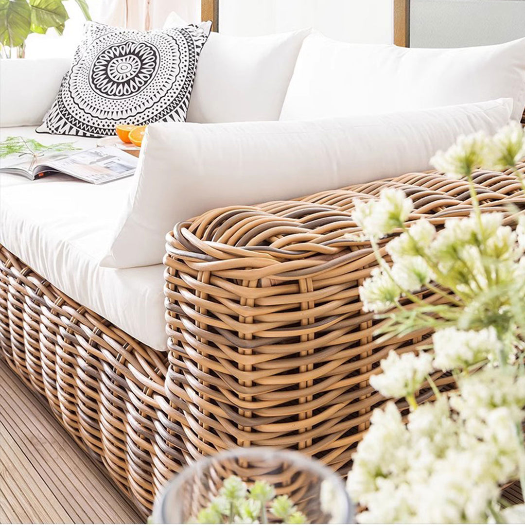 MAS-1402 Masdio Grenada Wicker Set with French White Seating Masdio