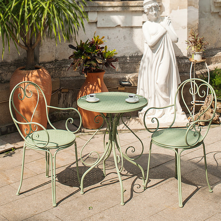 HEART Modern Outdoor Table and Chairs Present Them