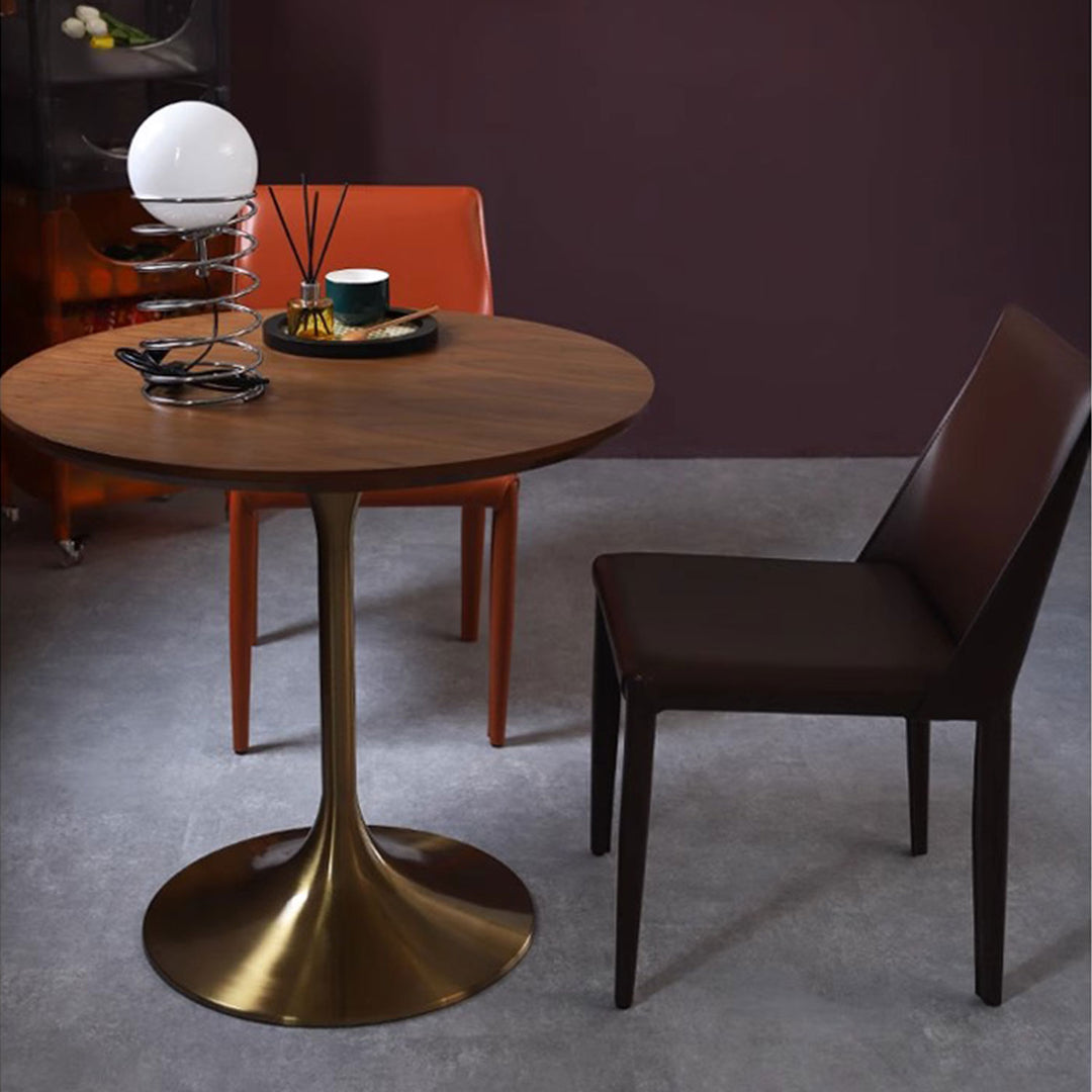 Round Bar Table Present Them