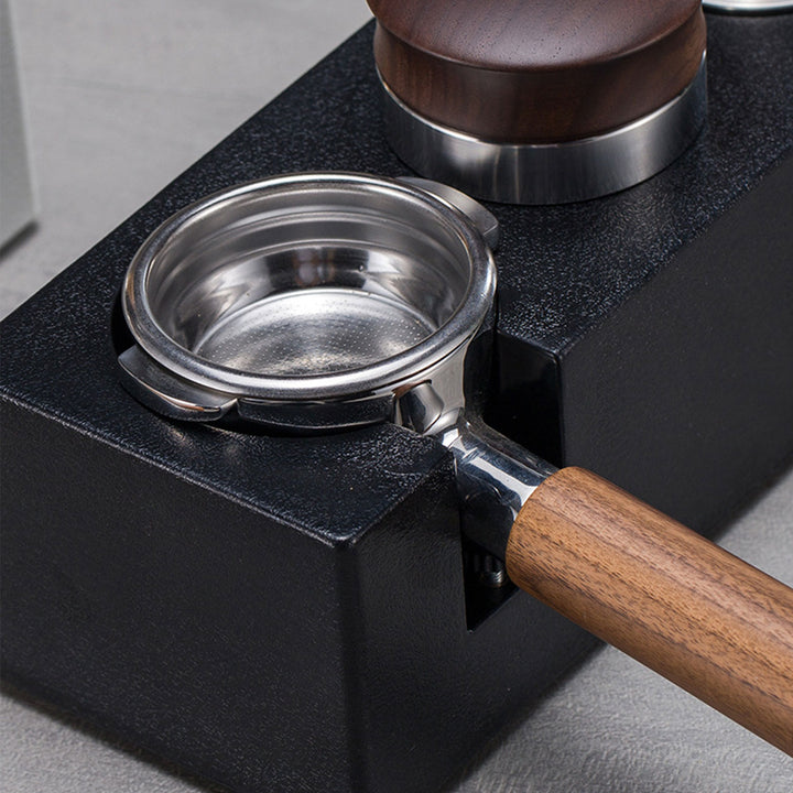 Sleek and Functional Coffee Set Present Them