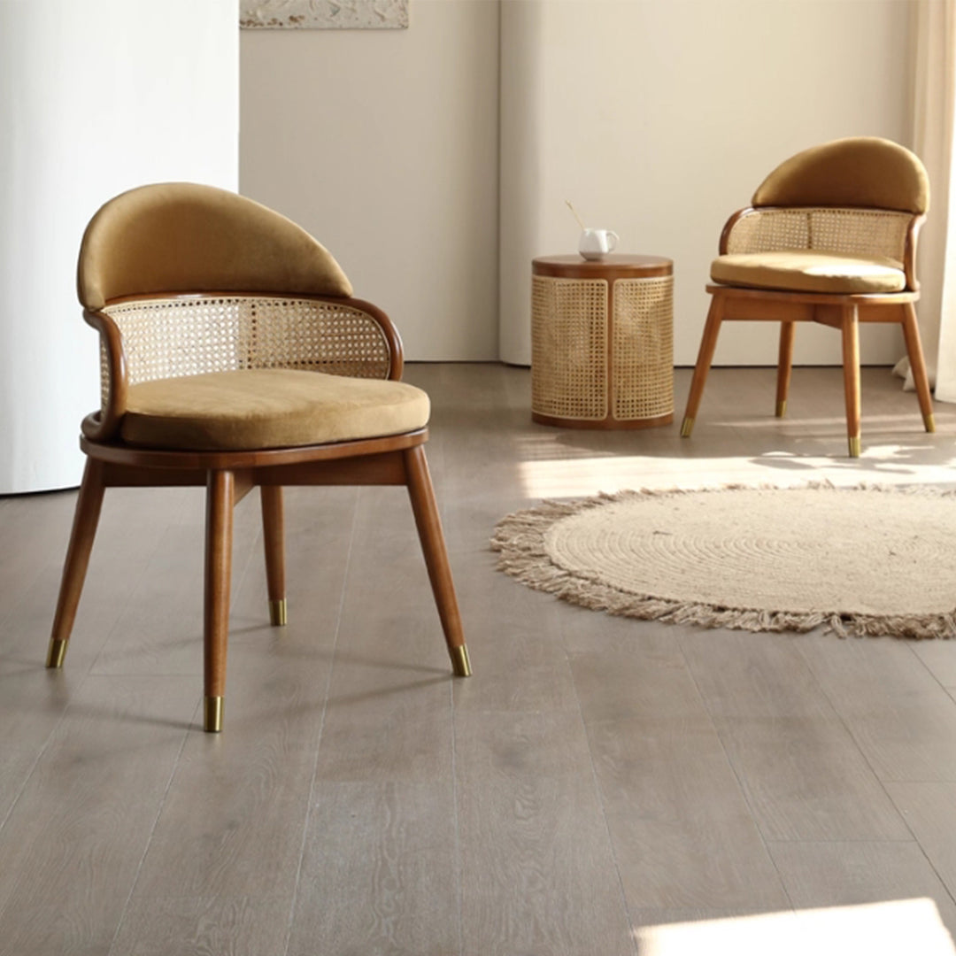 MAS-3322 Masdio Solid Ash Wood Round Dining Table