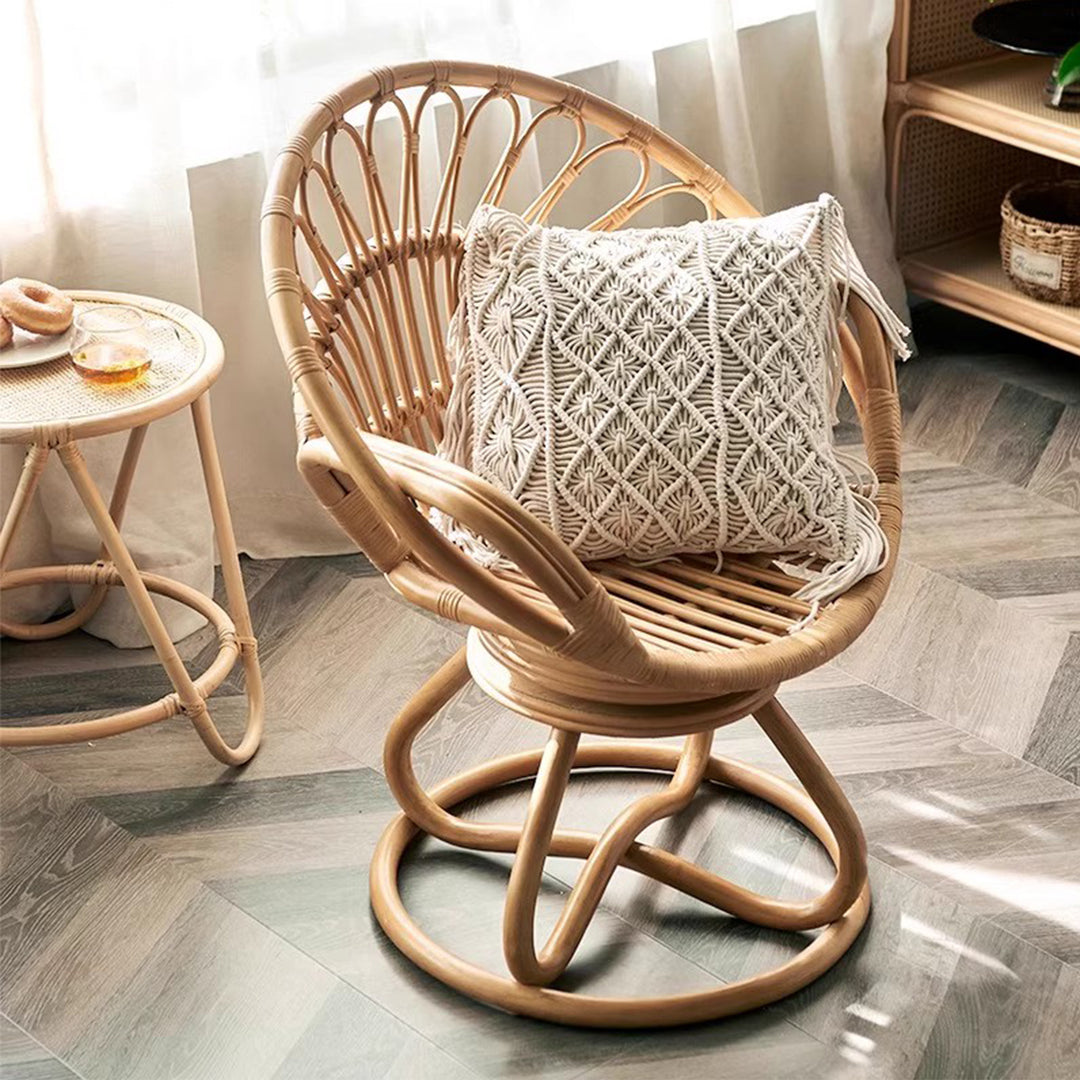 MAS-3338 Masdio Rattan Swivel Chair