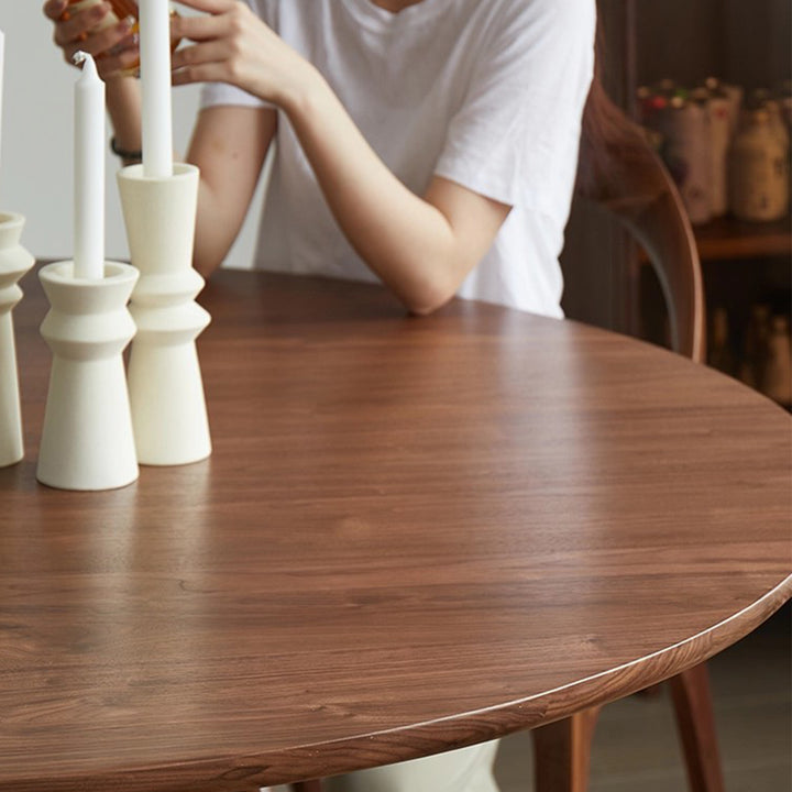 MAS-3474 Masdio Modern Round Solid Wood Dining Table